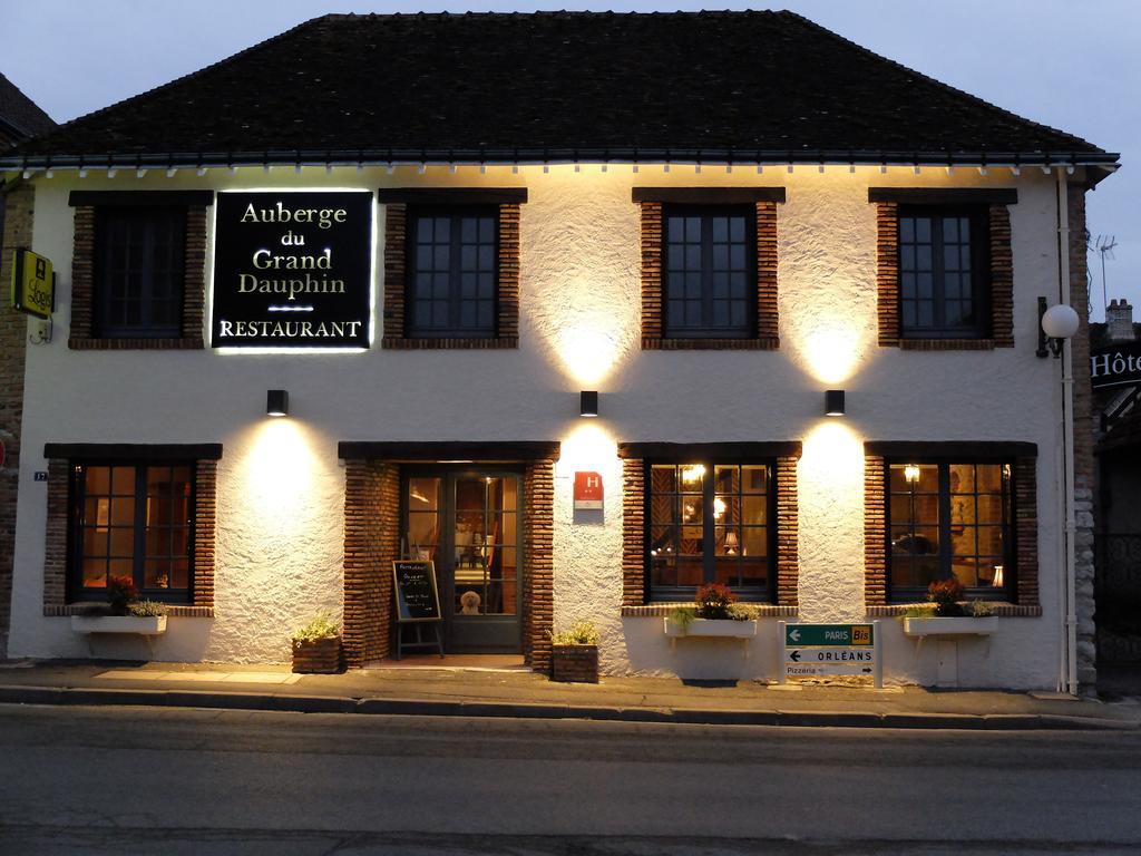 Auberge Du Grand Dauphin Dhuizon Buitenkant foto
